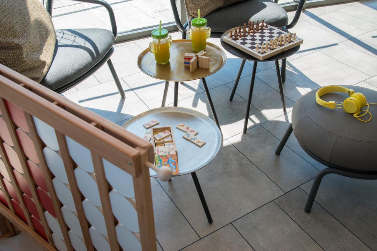 Ibis Styles Pertuis Portes Du Luberon Exterior foto